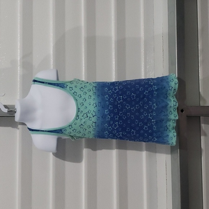 Outlooks‎ tank top size small